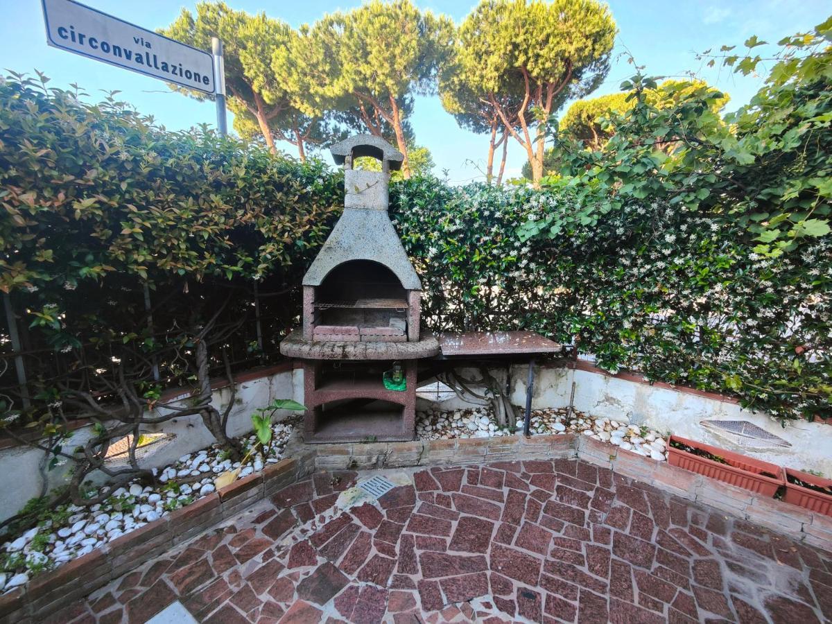 L'Appoggio Perfetto Apartment Viareggio Luaran gambar